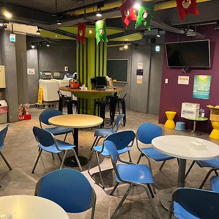 Backpackers Hostel - Ximen Taipei Esterno foto