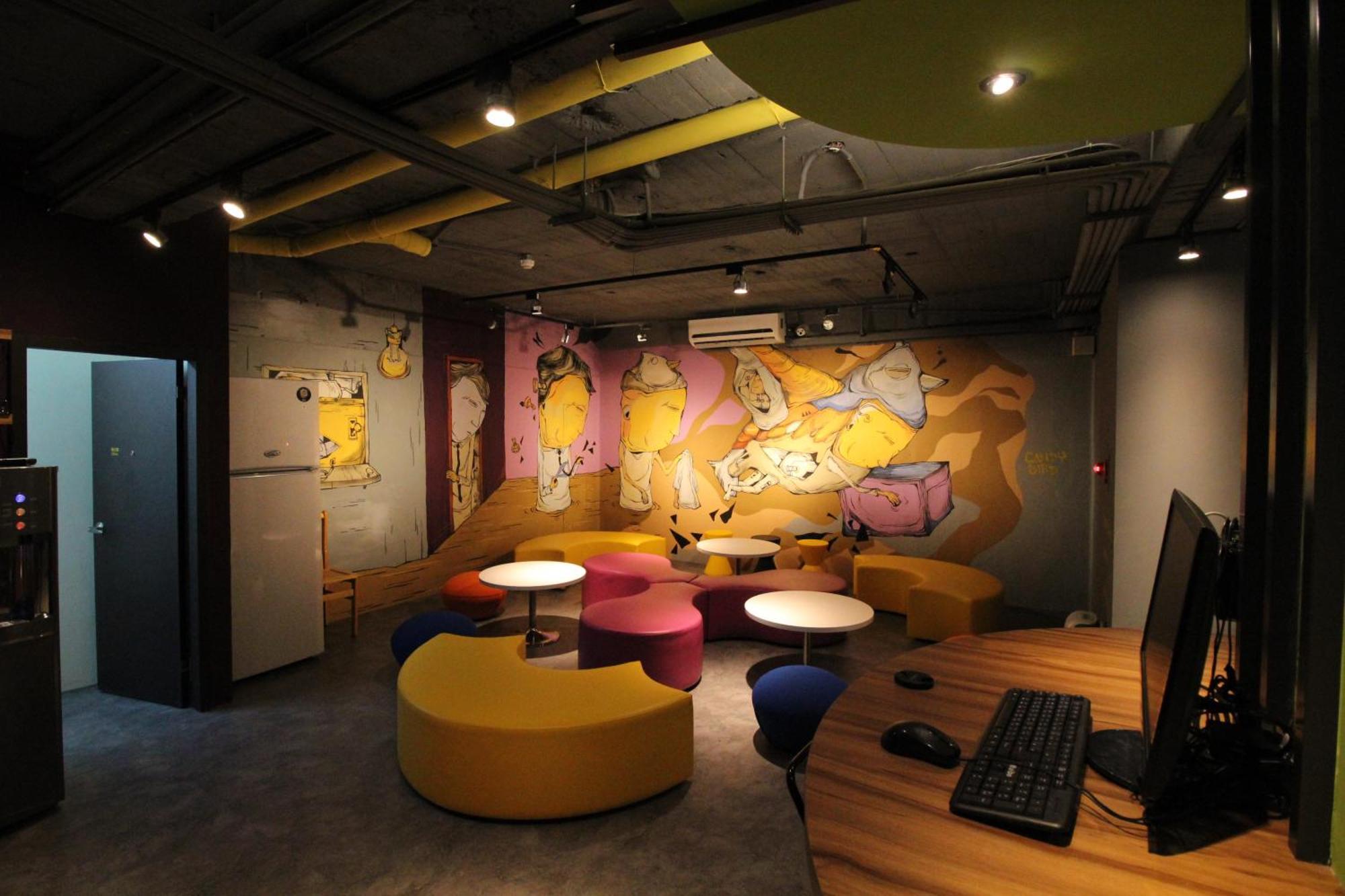 Backpackers Hostel - Ximen Taipei Esterno foto